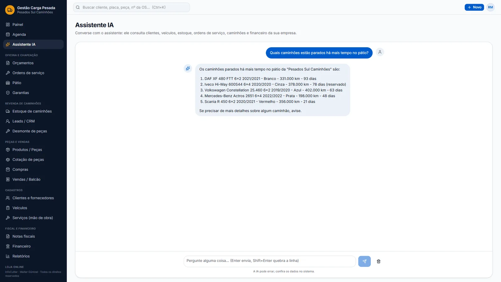 Assistente com IA respondendo sobre os caminhões parados no pátio